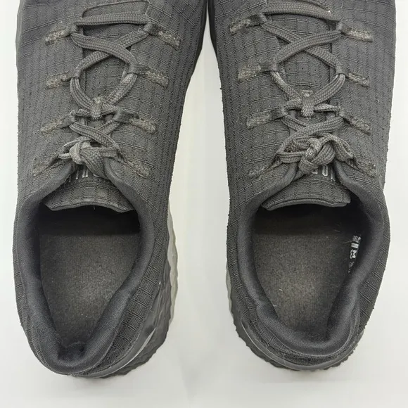 Nobull Ripstop Runner Running Shoes Mens 9.5 9 1/2 Black Gray Grey Trainers Low
