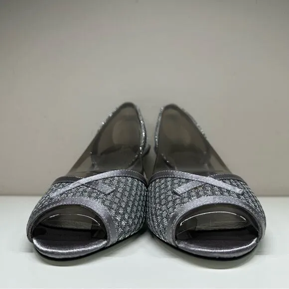 NWBWD | Adrianna Papell | Jolene Slingback Sandal Heels | Silver | 8.5 M US