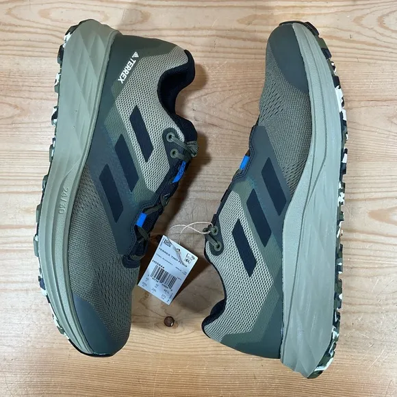 NWOB Adidas Adidas Terrex Two Flow Trail Running Shoes Men’s 10.5 Olive H05844
