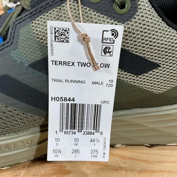 NWOB Adidas Adidas Terrex Two Flow Trail Running Shoes Men’s 10.5 Olive H05844