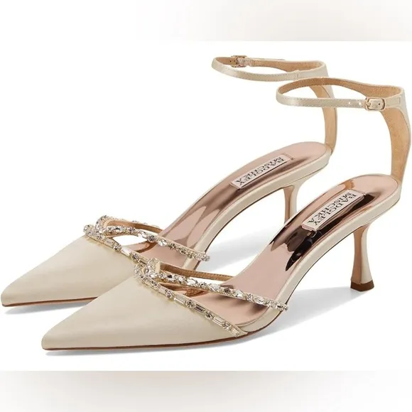 NWOB BADGLEY MISCHKA Zendaya Embellished Ivory Cream Satin Kitten Heel Shoes 6.5