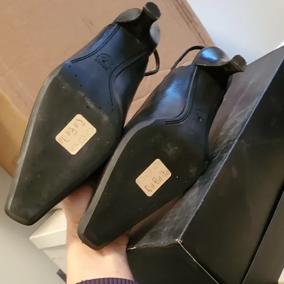 Nwob Elegant Bally Black Slingback Heels