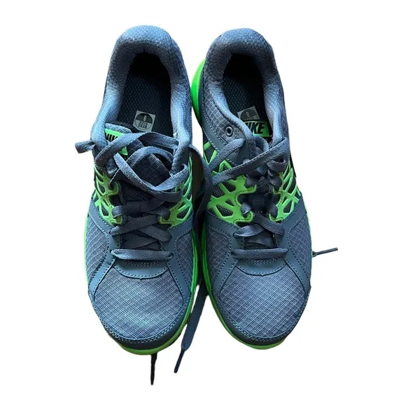 NWOB Nike Men’s Relentless 2 Running Shoes in Gray/Green