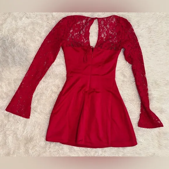 NWOT HOUSE OF CB Jennica Red Rose Satin And Lace Mini Dress sz XS