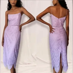 NWOT Saylor Eizelle Scalloped Lace Sleeveless Midi Dress Lilac Purple small