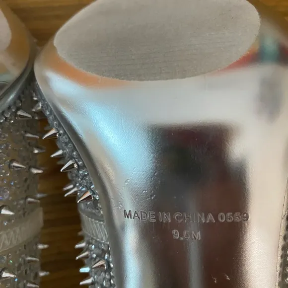 NWOT Steve Madden Spike stiletto pumps