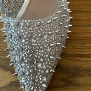 NWOT Steve Madden Spike stiletto pumps