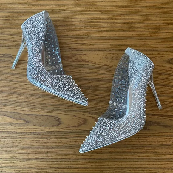 NWOT Steve Madden Spike stiletto pumps