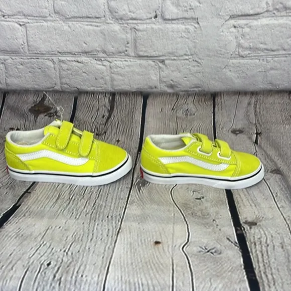 NWOT Vans Old Skool V Color Theory Shoes - Evening Primrose - Toddler Size 9