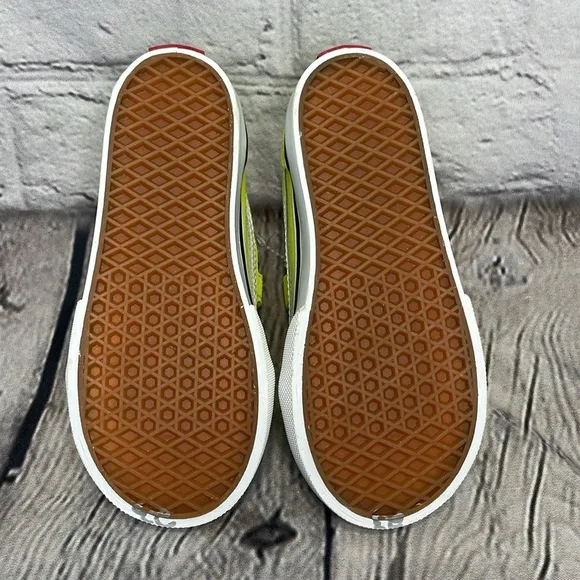NWOT Vans Old Skool V Color Theory Shoes - Evening Primrose - Toddler Size 9