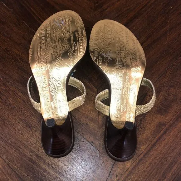 NWOT Beverly Feldman jeweled kitten heel
