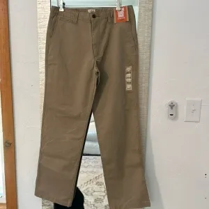 NWT Dockers Straight Fit 32 x 32 D2 Off The Clock Kahaki  PANT