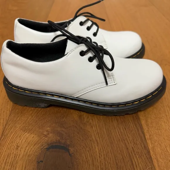 NWT Dr Martens 1461 White Leather Lace Up Shoes Ladies Size 5 Men’s 4 UK 3 EU 36