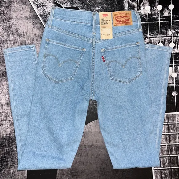 NWT LEVI’S 720 Jeans