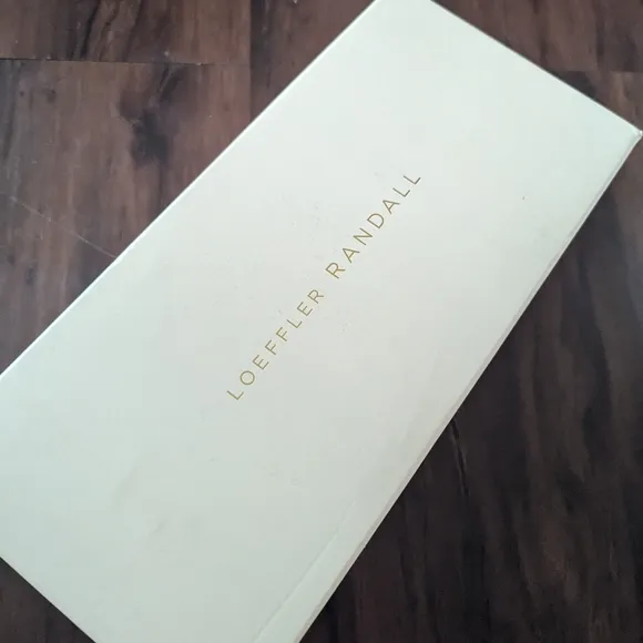 NWT Loeffler Randall Jackie Cream Mid Heel Sandal