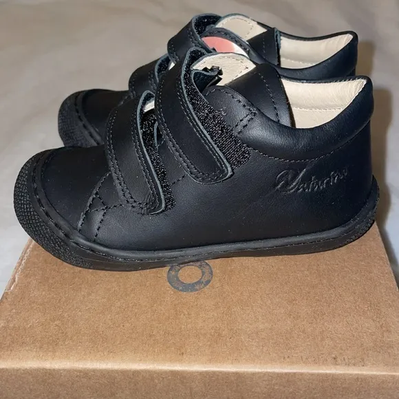 NWT NATURINO COCOON VL Leather first step shoes in Black