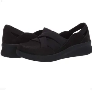 NWT New in Box Gorgeous Size 6.5 Black Cloudsteppers SILLIAN 2.0STAR Shoe Flats