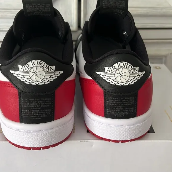 NWT Nike Special Edition WOMEN'S AIR JORDAN RETRO 1  Size 9