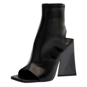 NWT Steve Madden Women's Leather Transfer Boot Pump SIZE- 8 🆕🎁🙌🏻
