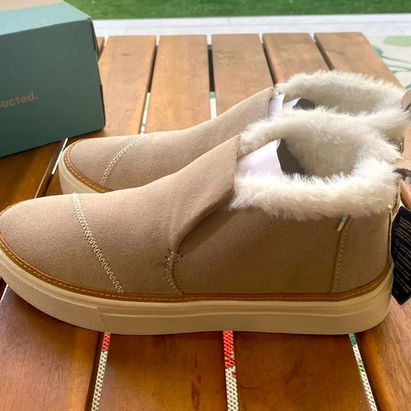 NWT TOMS Shoes Paxton Cobblestone Suede &amp; Faux Fur  Booties |Size 7
