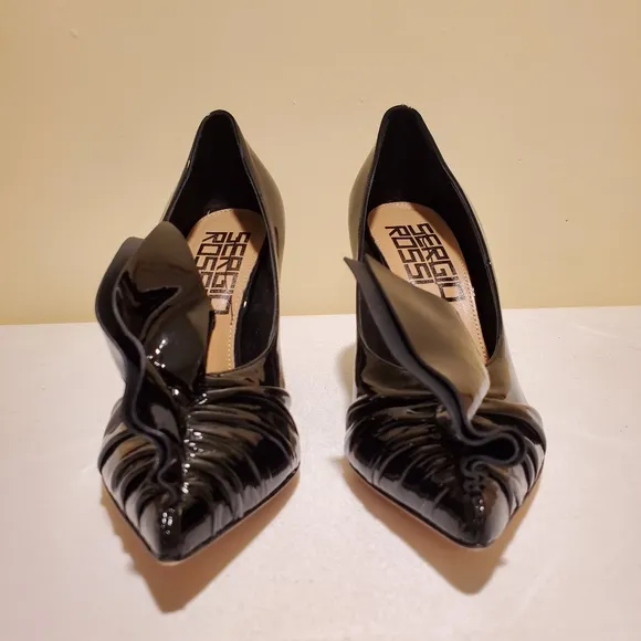 NWT$825 Sergio Rossi Black Ruched Patent Leather Pumps Heels Sandals Sz 37 (7)