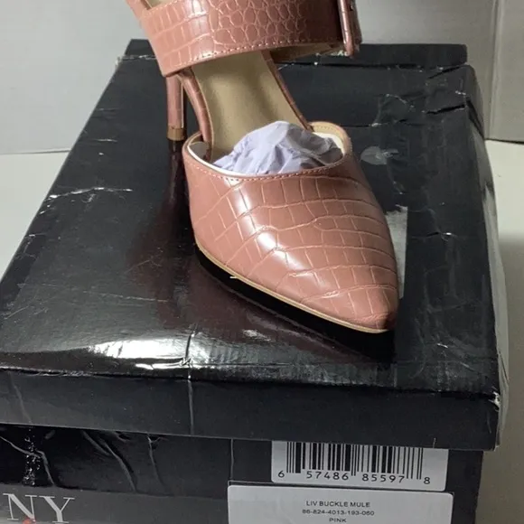NY &amp; C Woman’s shoe