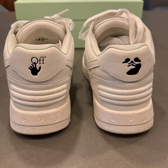 Off-White Out of Office OMIA 189C99 Size 42, 10