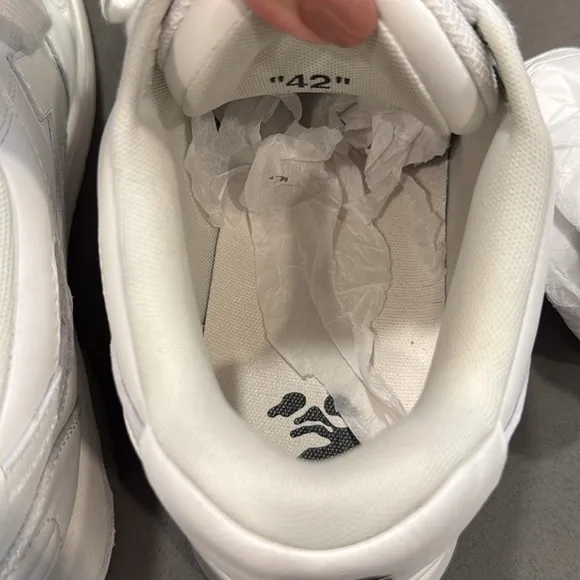 Off-White Out of Office OMIA 189C99 Size 42, 10