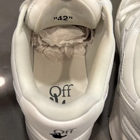 Off-White Out of Office OMIA 189C99 Size 42, 10