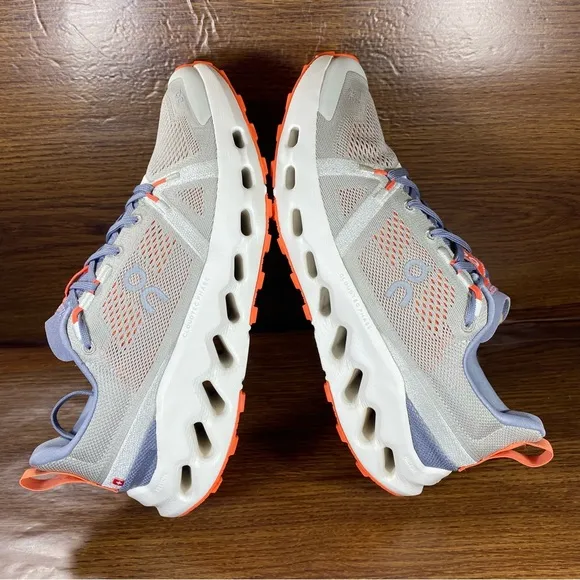 On Cloud Cloudsurfer Trail women’s Shoe size 9.5