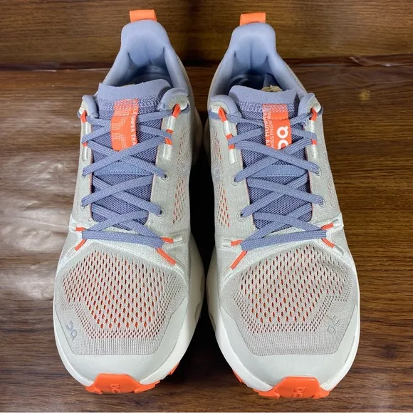 On Cloud Cloudsurfer Trail women’s Shoe size 9.5