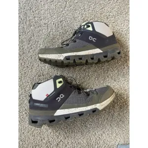 On Cloudtrax All Terrain Men's Size 8 Hiking Shoes Ink/Frost