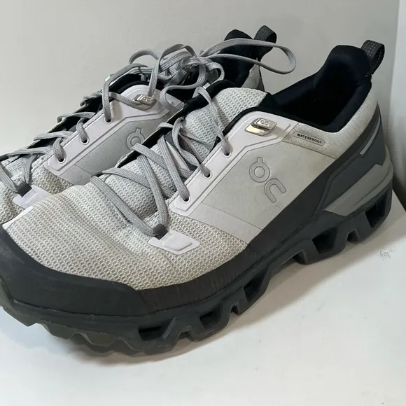 On Running Sz 12 Cloudwander Waterproof Outdoor Hiking Tactical Gray Trail Shoes