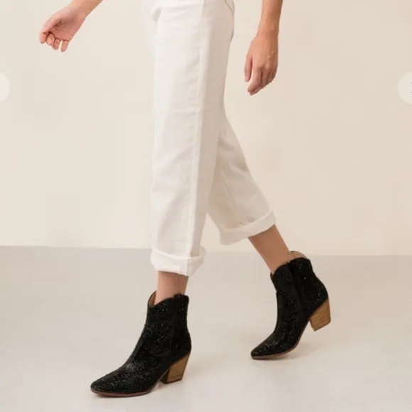 One Left! MIIM ANGEL KISSES Black Rhinestone Embellished Ankle Western Boots