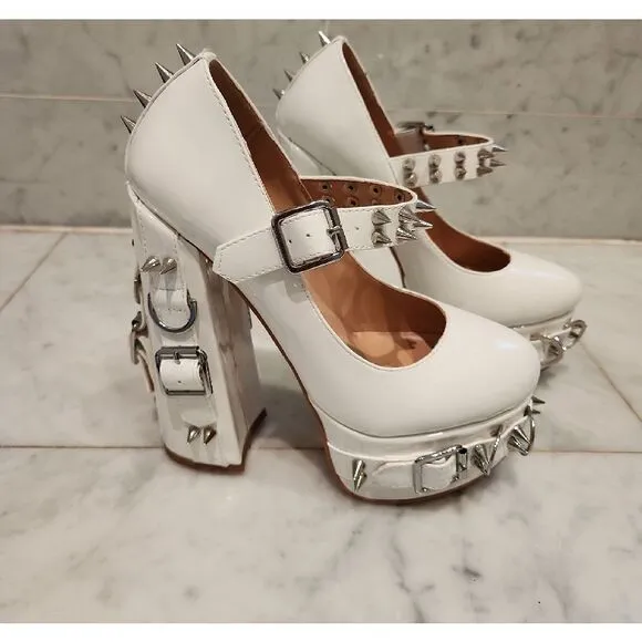 Only Maker shoesWhite and Silver Chunky Heeled Platform Shoes with Spikes size 8