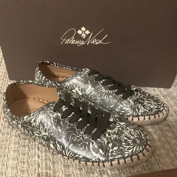 Patricia Nash Emiliana Sunflower Shoe Size 5.5