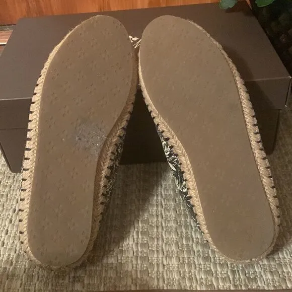 Patricia Nash Emiliana Sunflower Shoe Size 5.5