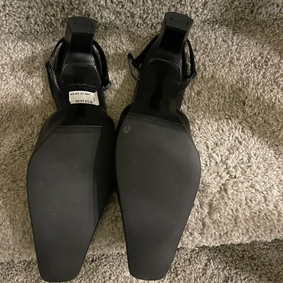 Paul Green Black Slingback “Like” Shoes