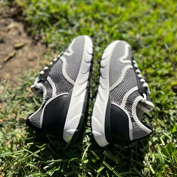 PAUL GREEN Maddox SNEAKERS black and white size US 6.5 women