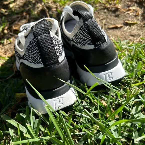 PAUL GREEN Maddox SNEAKERS black and white size US 6.5 women