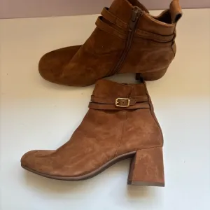 Paul Green Sydney Suede Leather Boot Womens Shoes Sz 4.5/US 7