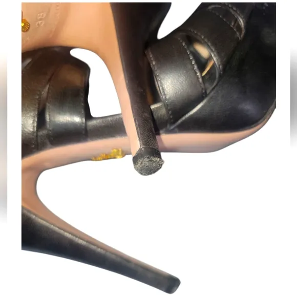 Prada Black Elegant Women's Leather Stilleto Platform Heels Sz 38