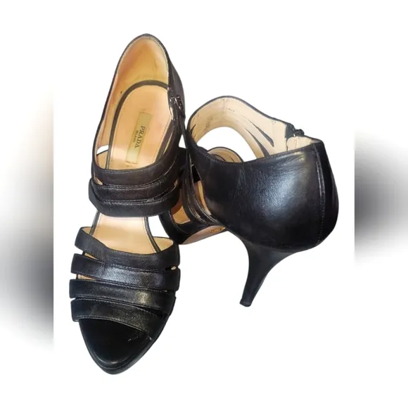 Prada Black Elegant Women's Leather Stilleto Platform Heels Sz 38