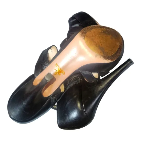 Prada Black Elegant Women's Leather Stilleto Platform Heels Sz 38
