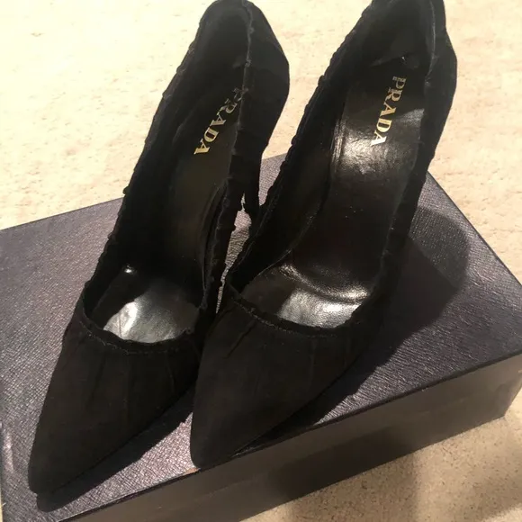 Prada suede shoes like new
