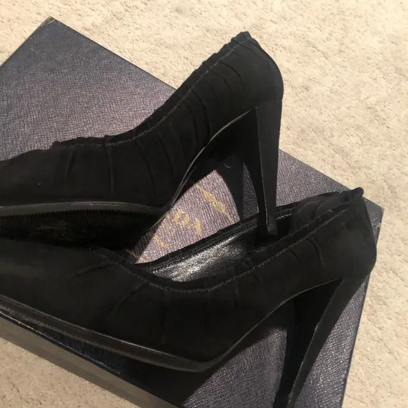 Prada suede shoes like new