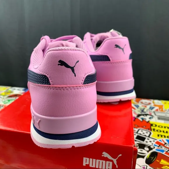Puma ST Runner V2 Pink Size 5.5 Youth / 7 Womens