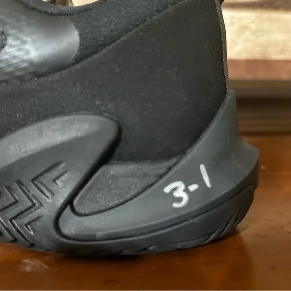 R.A.D • One V2 All Rounder Gym Shoes
