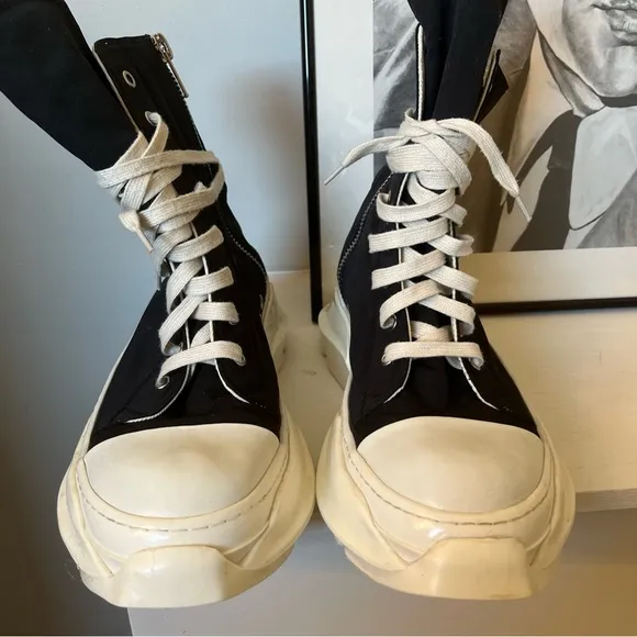 Rick Owen’s Drkshdw Abstract Black Milk sz 44 High-Top Sneakers