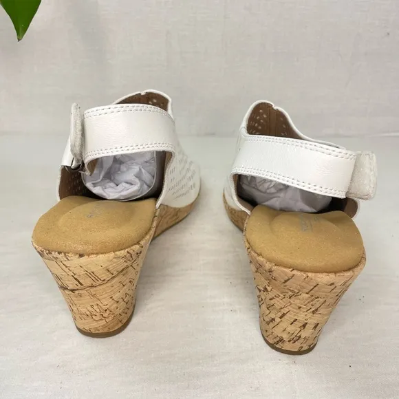 Rockport Breah Perforated‎ Wedge SandalWhite 8